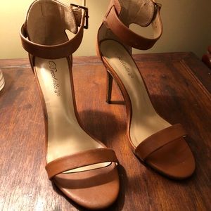 SOLD— - LIGHT BROWN ANKLE STRAP HEELS